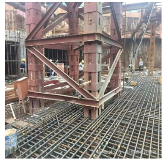 实腹式钢柱相对的格构式钢柱   广东钢结构网架公司选择广州经纬钢结构工程有限公司